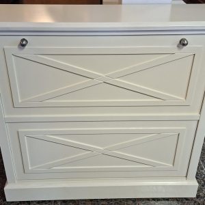 ZAPATERO LACADO MARFIL X  MEDIDAS 92 X 26 X 86