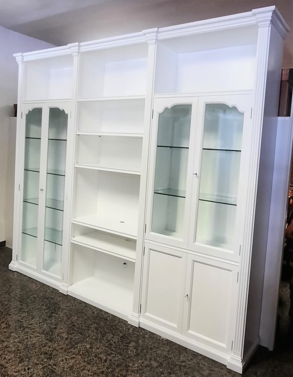 LIBRERIA BLANCA CON VITRINAS Y PUERTAS 285 X 45 X 252